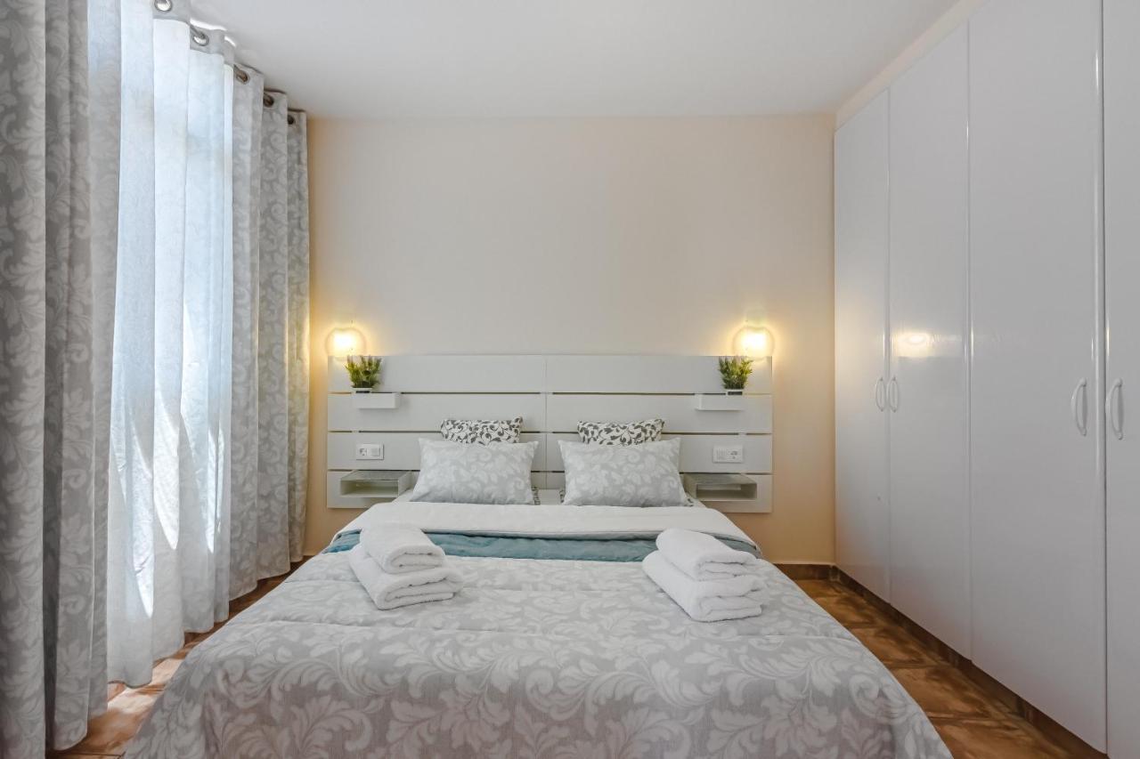 Apartment Apart America - 150 Meters From The Beach, Free Wi-Fi アロナ エクステリア 写真