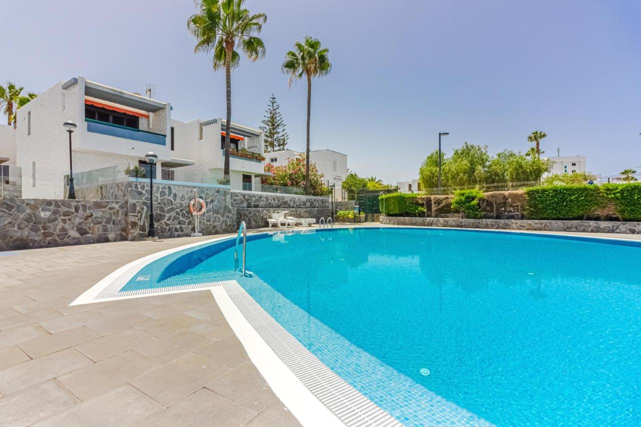 Apartment Apart America - 150 Meters From The Beach, Free Wi-Fi アロナ エクステリア 写真